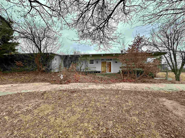 506 E 6th St, Shattuck, OK 73858
