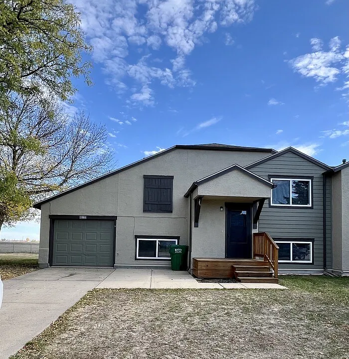 1066 Sitting Bull Ct