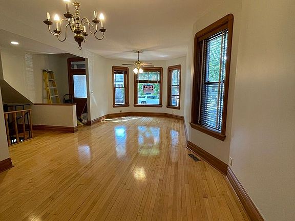 4th image of 2744 N Troy St #1