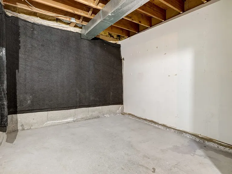 550 Rundlehorn Cir NE — Photo 23
