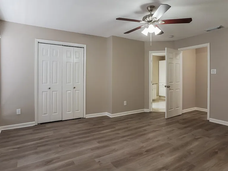 5218 Prairie Creek Dr — Photo 10