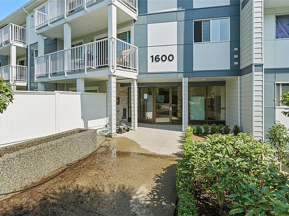 2nd image of 1600 Dufferin Cres #216