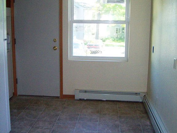 4th image of 2116 Fisher St #2005430