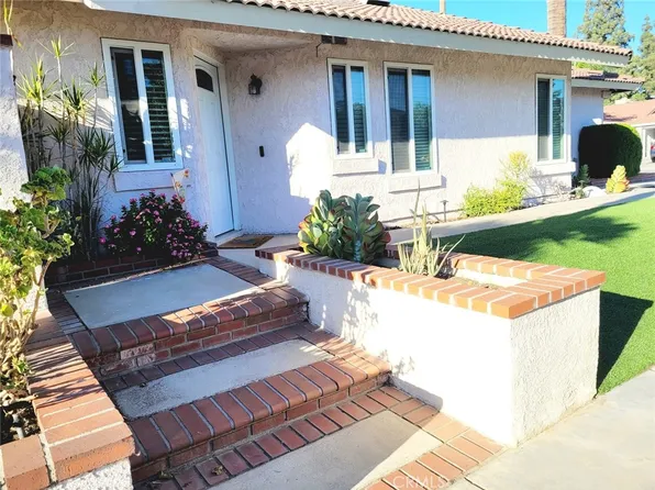 11374 Dogwood Ct, Fontana, CA 92337