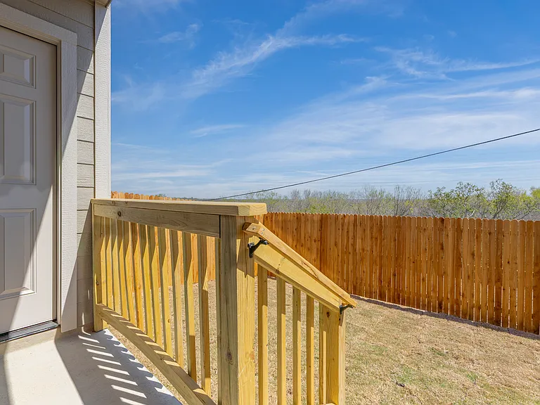 7126 Magnolia Vlg #101 — Photo 16