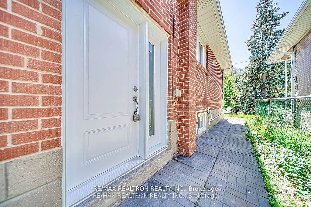 2 bed, $1,750 — Photo 2