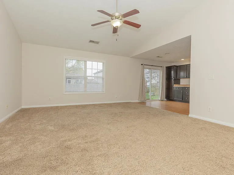 4920 Penrose Dr — Photo 2