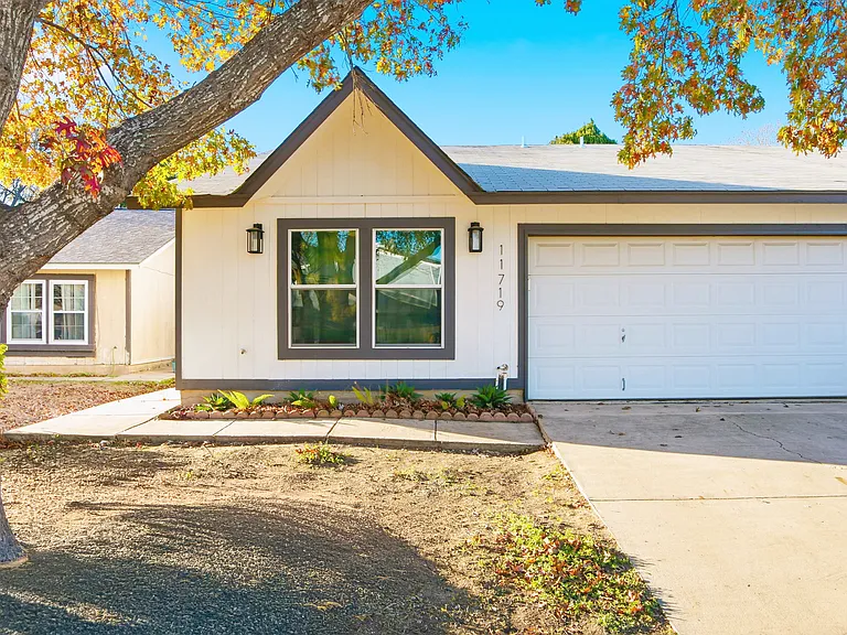 11719 Spring Song Dr — Photo 61