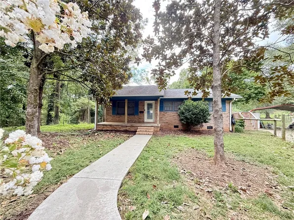 150 Allmon Ln, West Union, SC 29696