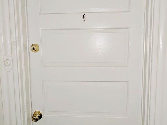 5th image of 3314 Ellwood Ave APT C