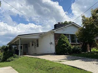 2124 Mantz St, Ashland, KY 41101