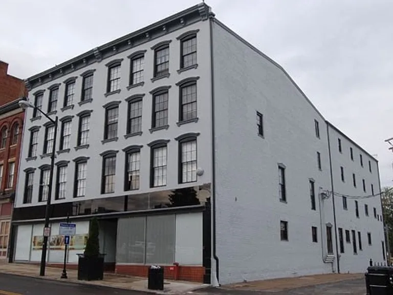 Old Towne Flats — Photo 9