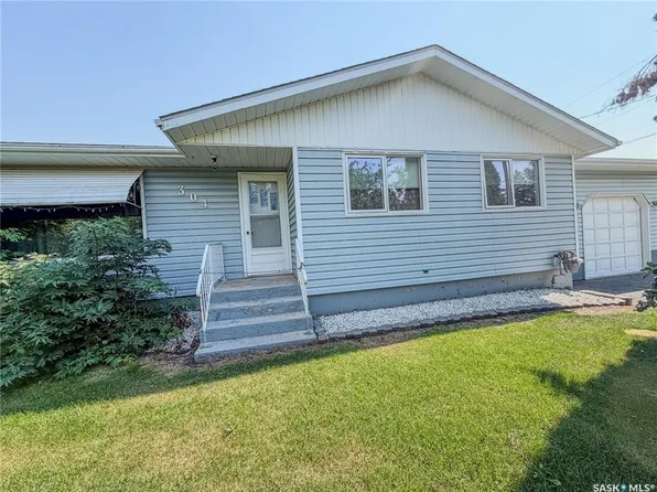 304 Broad STREET N, Langenburg, SK S0A 2A0