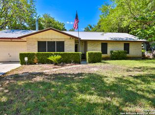 1009 E Blanco Rd, Boerne, TX 78006