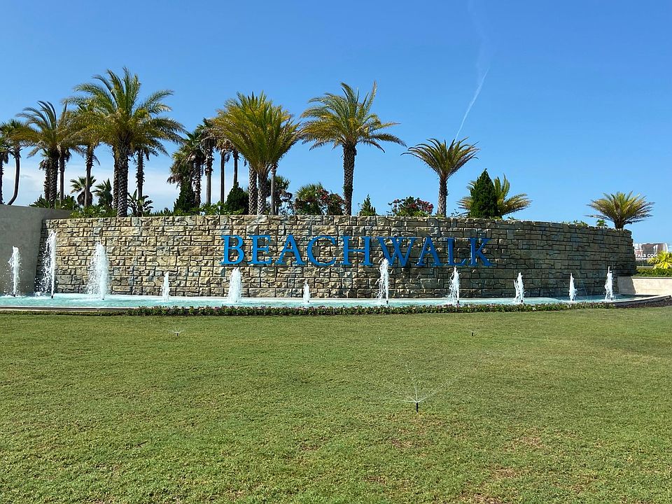 1st image of 70 Boracay Cir