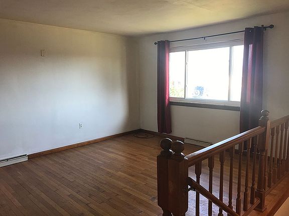 large picture window LR