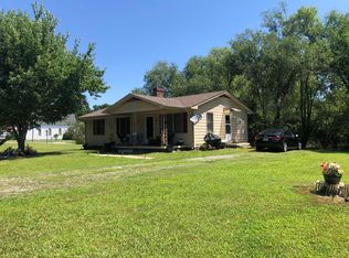 301 S Main St, Clover, VA 24534