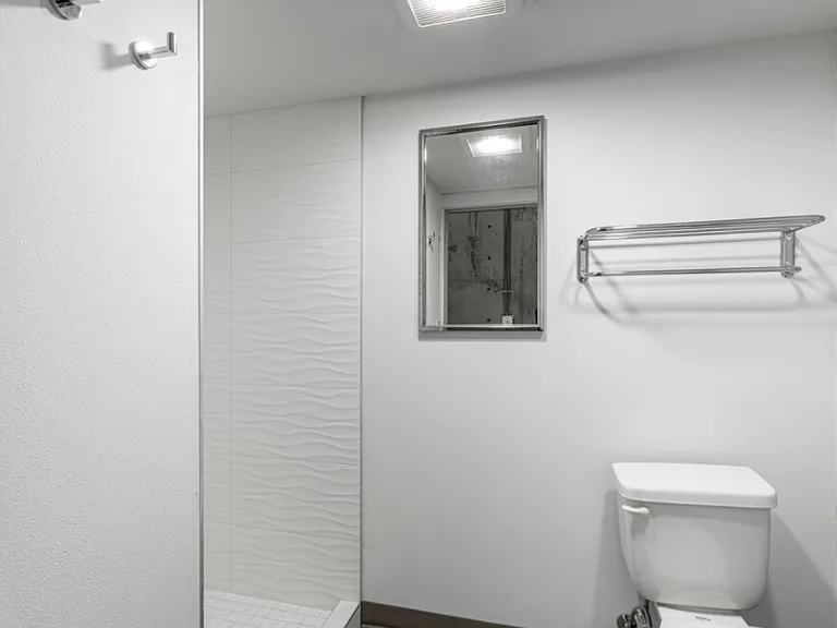 Odessa Apartments — Photo 5