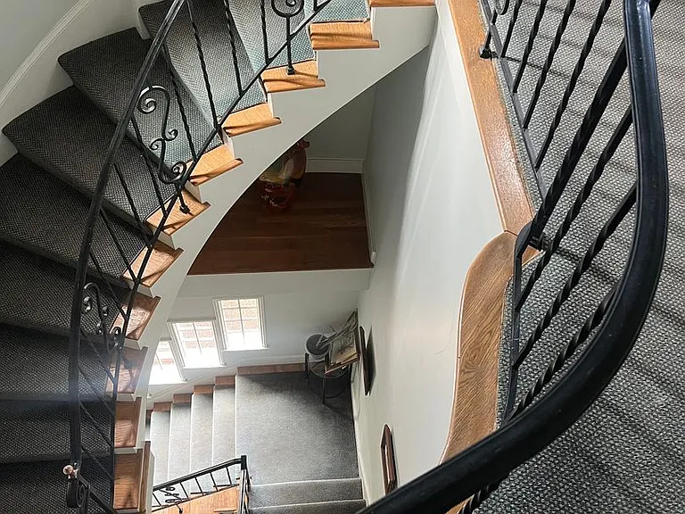 172 Chestnut St — Photo 32