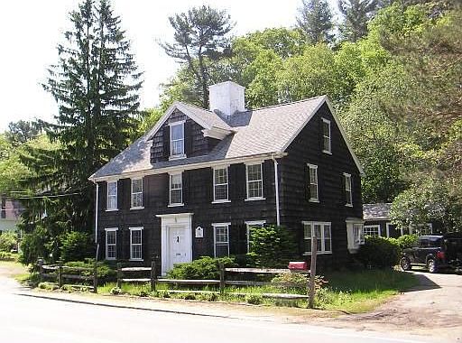 4th image of 396 Essex Ave