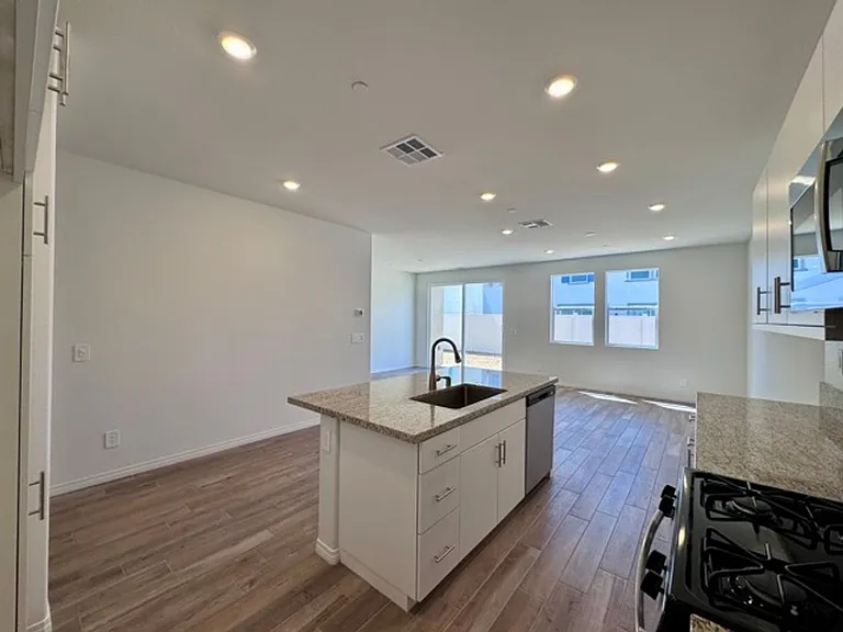 30045 Sunset Pier Dr — Photo 11