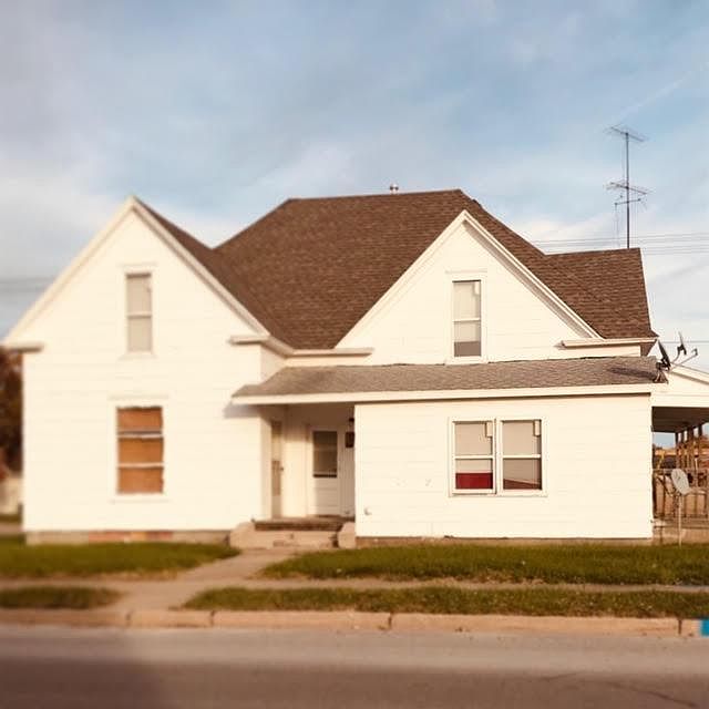 2nd image of 316 N Main St