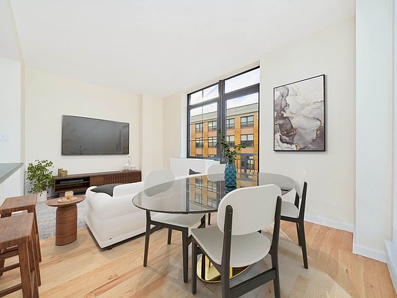 2nd image of 2211 3rd Ave #5A