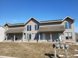 Large 1 bedroom Loft, Watertown, WI 53094
