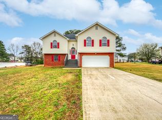 3752 Saint James Ct, Ellenwood, GA 30294