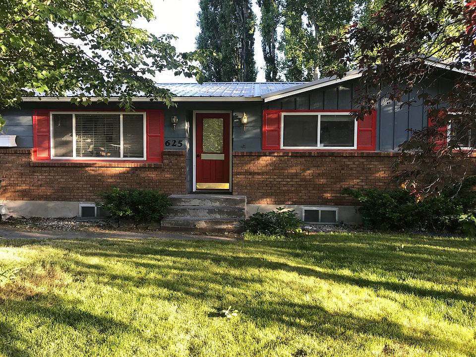 1st image of 625 Angela Dr