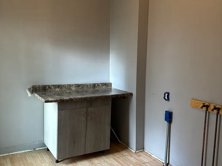 307 E Superior St — Photo 26