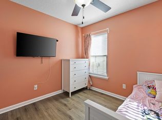 265 Amber Ridge Rd, Jacksonville, FL 32218