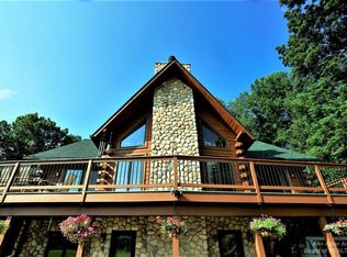 1224 W David Kempf Ct, Saline, MI 48176