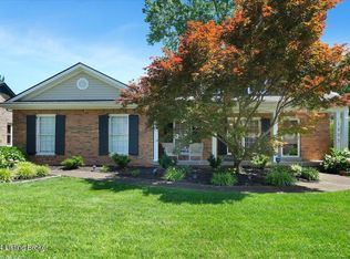 1823 Arboro Pl, Louisville, KY 40220