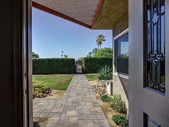 3rd image of 1590 E Paseo El Mirador