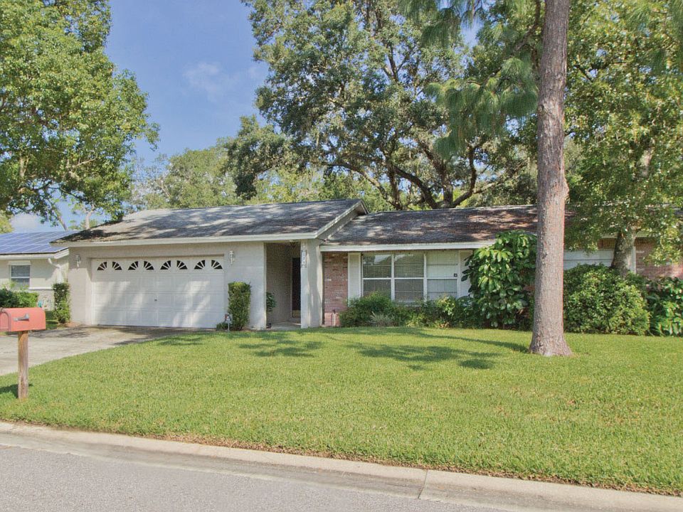1st image of 138 Ledbury Dr