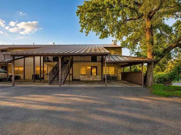 1202 Hi Stirrup #401, Horseshoe Bay, TX 78657