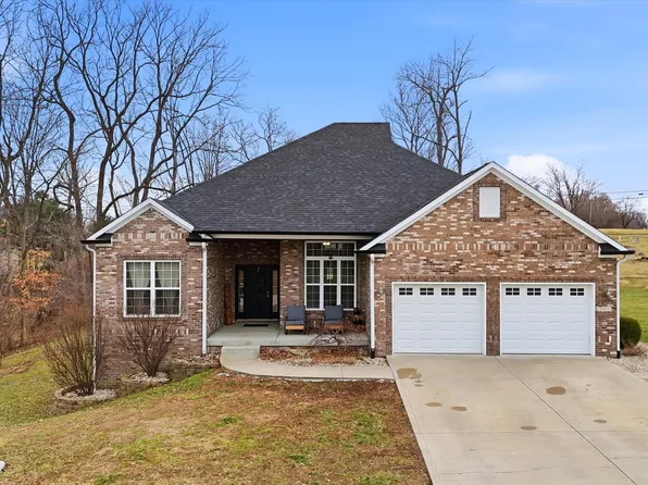 2955 Sand Creek Trl, Martinsville, IN 46151