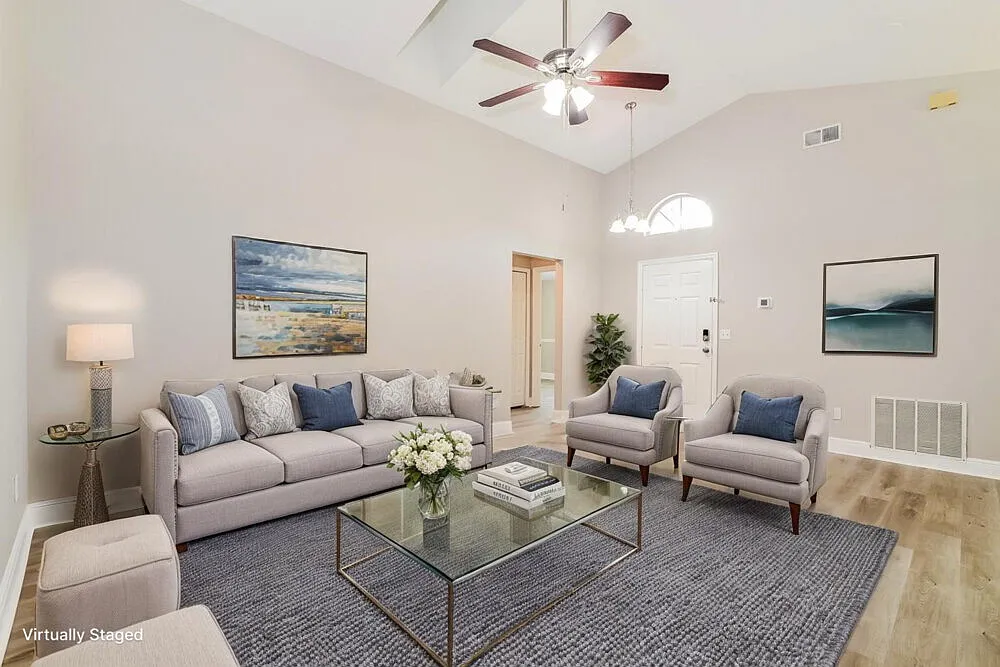 3 bed, 2.0 bath, 1500 sqft, $2,405 — Photo 3