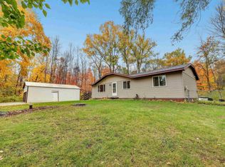 1625 Lakeview Dr, Green Bay, WI 54313