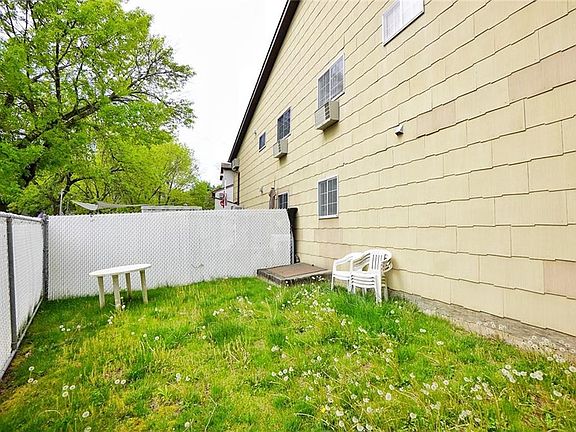 3rd image of 164 Corona Ave
