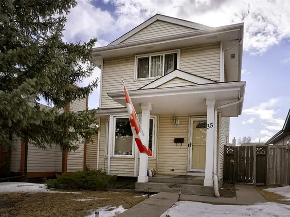 35 N Riverbirch Rd SE, Calgary, AB T2C 3M4