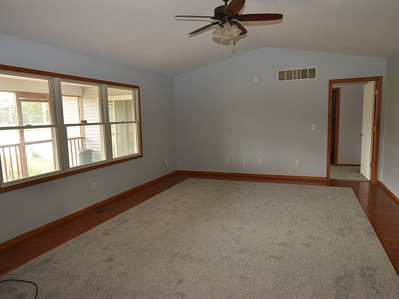 2nd image of 318 31st Ave