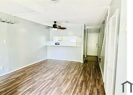 4th image of 122 N Iowa Ave APT 2