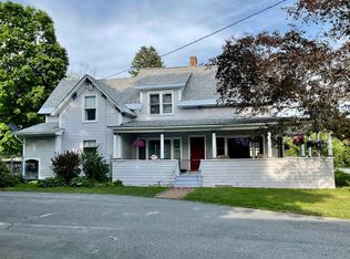 58 Gillette St, Hartford, VT 05047
