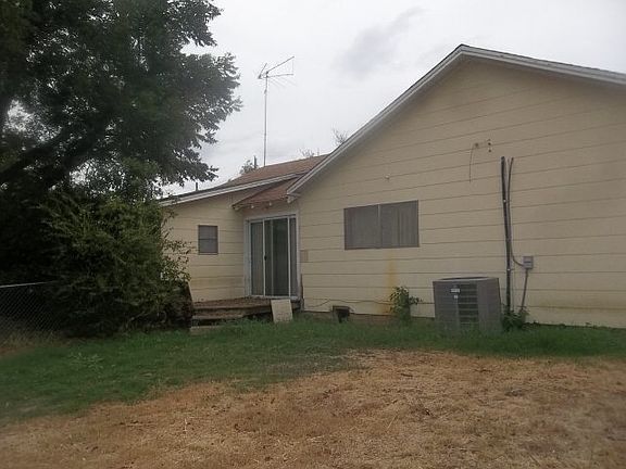 5th image of 1105 E Luce St