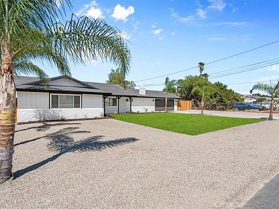 5th image of 18660 Gentian Ave