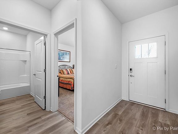 5th image of 243 Durham St
