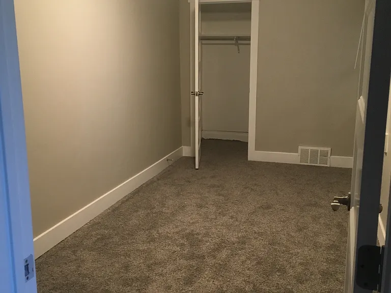 301 N Almond St — Photo 13