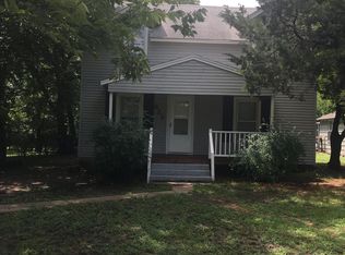 629 W 10th St #629, Newton, KS 67114